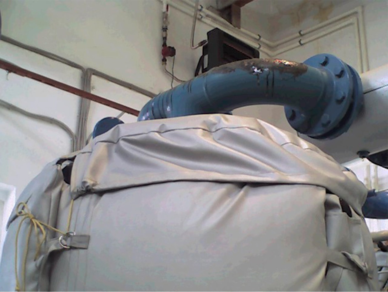 Вибро-, звуко-, изоляционный чехол БАРКЛАЙН БаркИзол 1500 мм  (шумоизоляция труб д.80-110 мм)