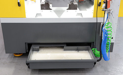 Трехосевой фрезерный центр КВАНТ MG-1