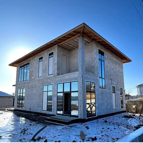 Дом из газобетона: как построить надолго и без ошибок 