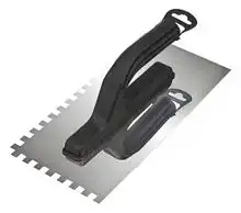 Гладилка зубчатая нержавеющая с пластиковой ручкой 130х270мм, зуб 8х8мм